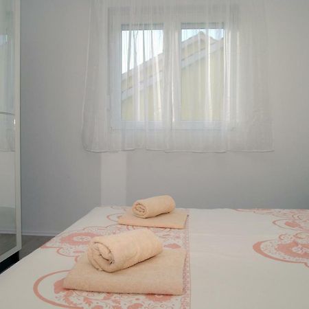 Holiday Home Luka Zadar Exteriör bild