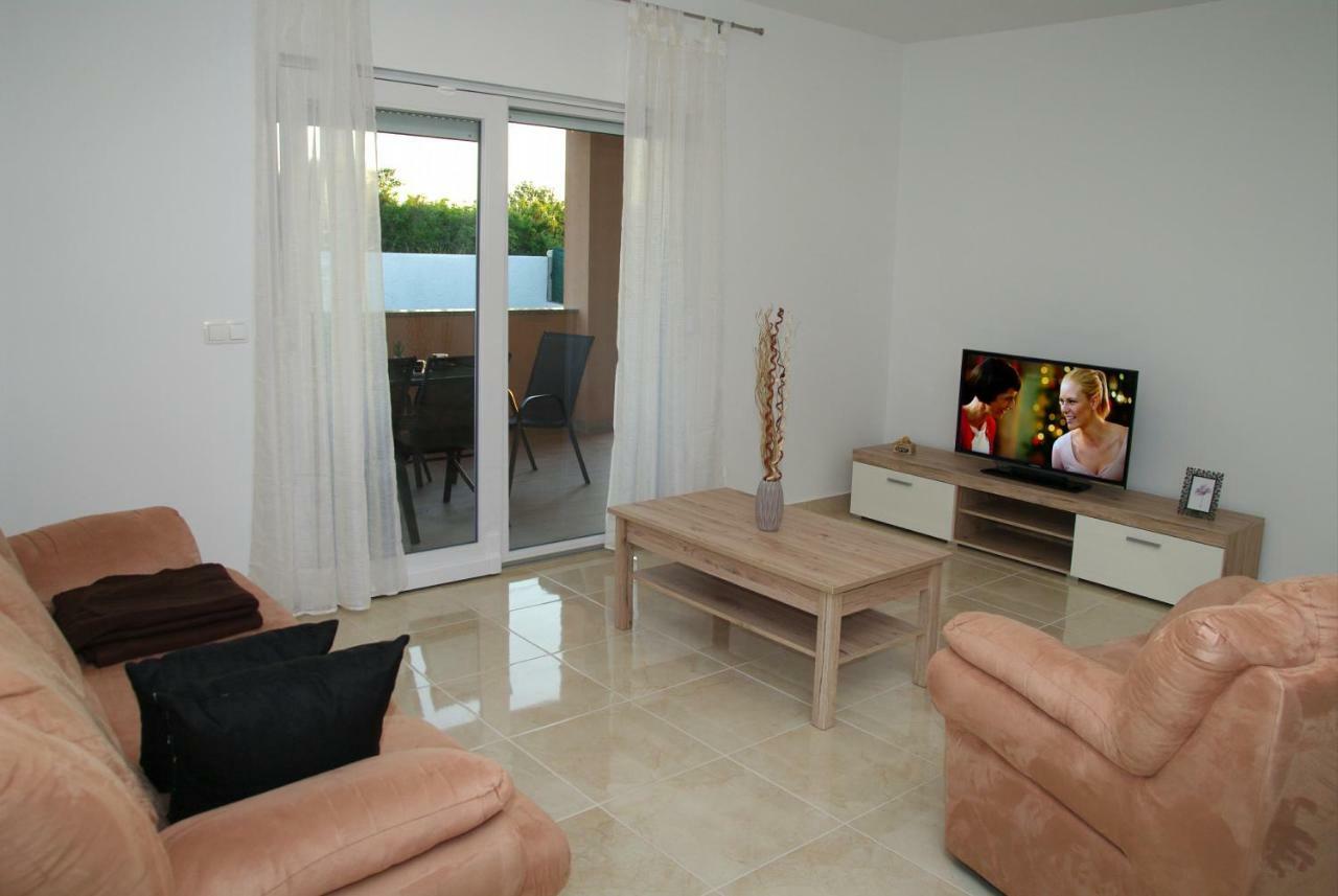 Holiday Home Luka Zadar Exteriör bild