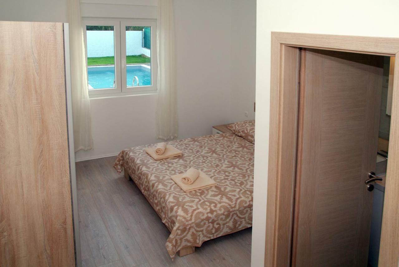 Holiday Home Luka Zadar Exteriör bild